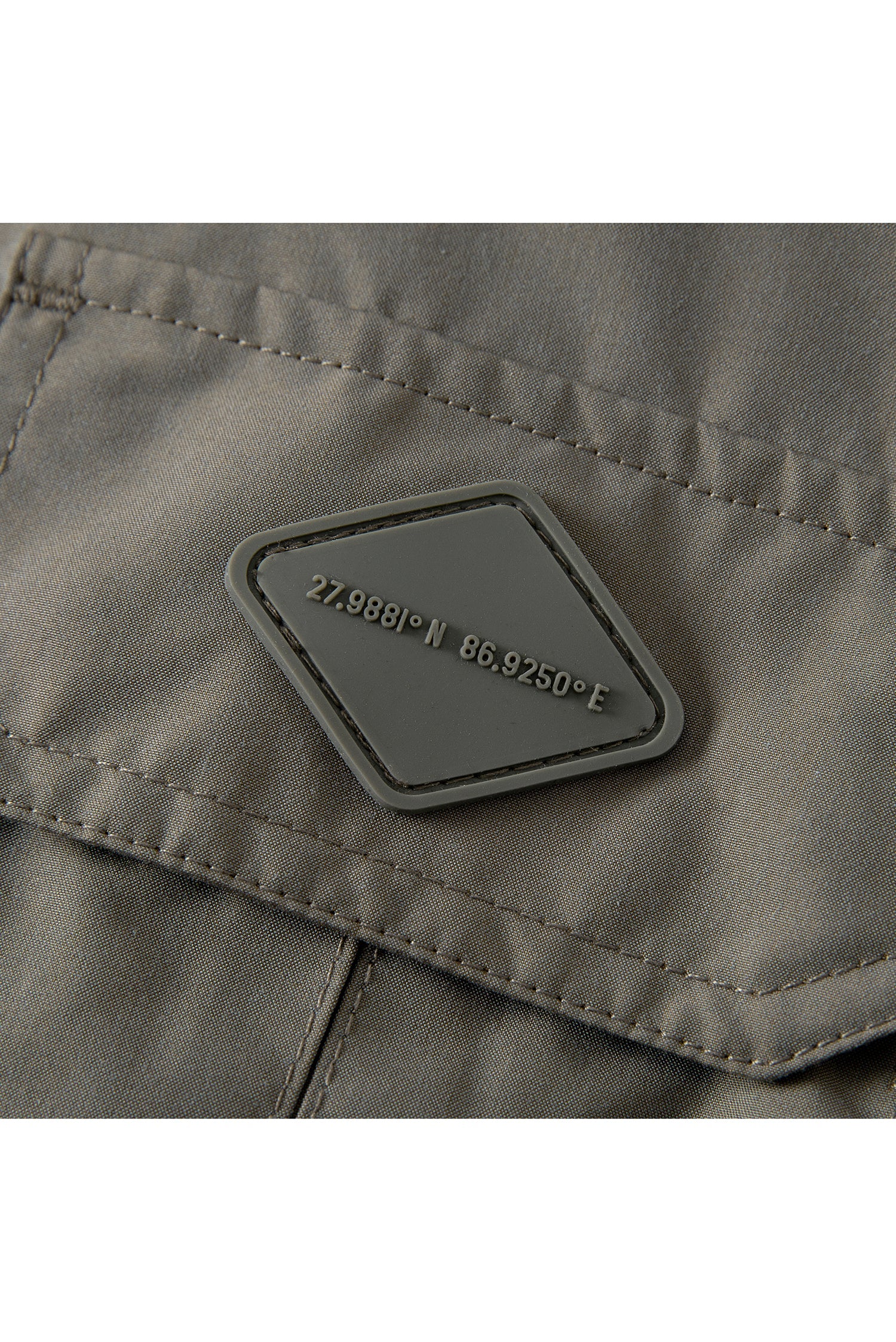 UNISEX DETACHABLE SLEEVES FISHING JACKET