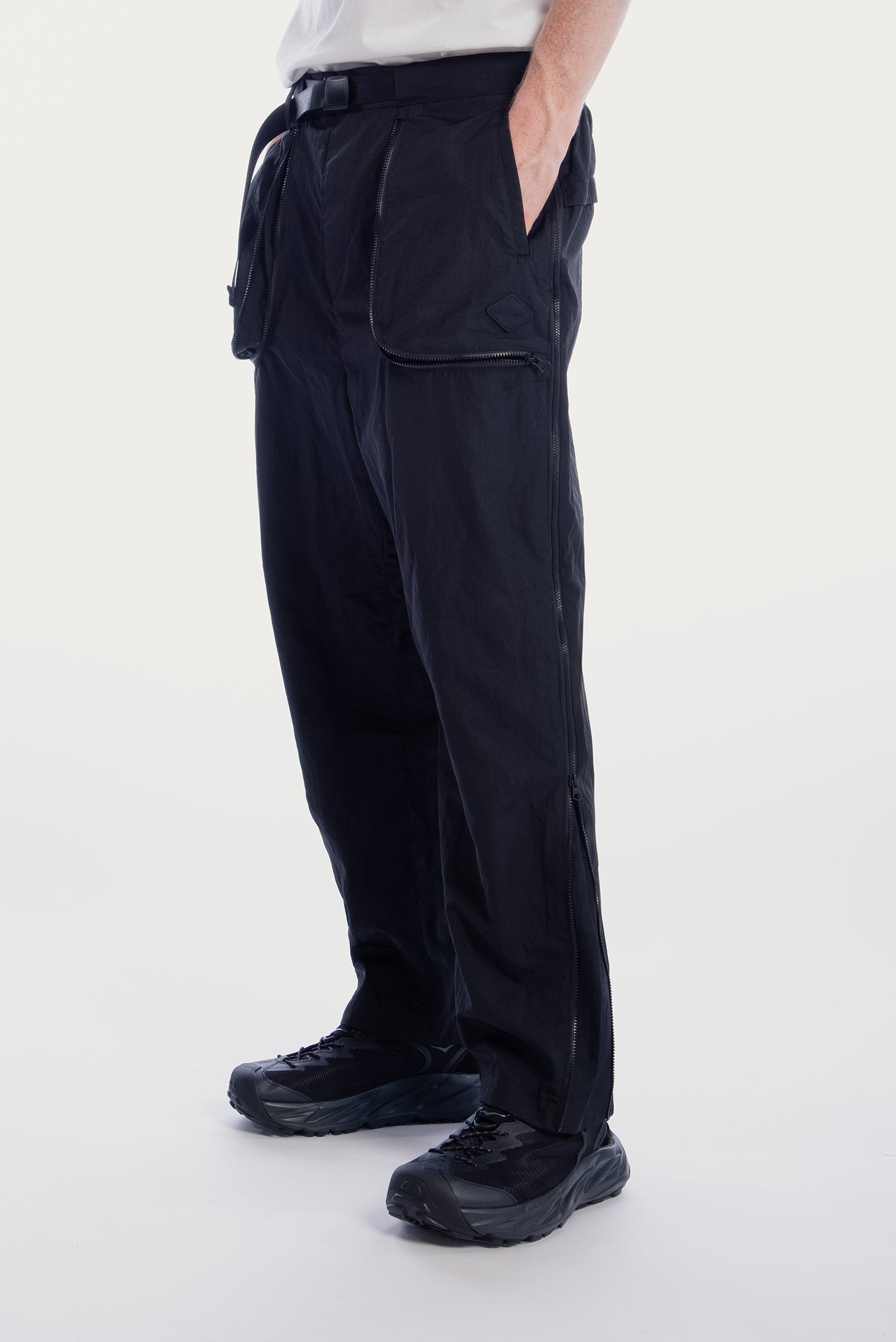 UNISEX ZIPPER POCKETS PANTS