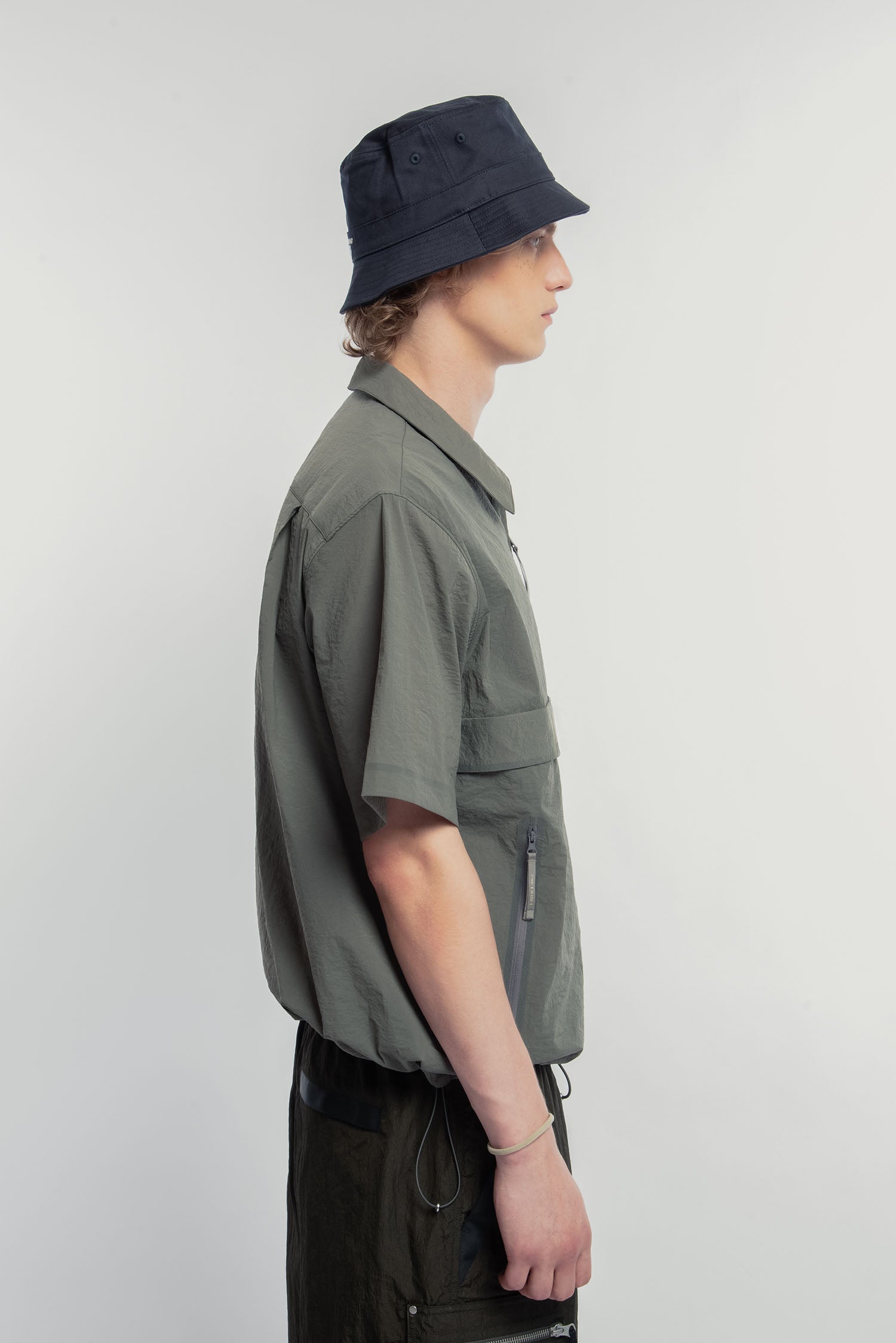 UNISEX TECHNICAL HALF ZIP POLO