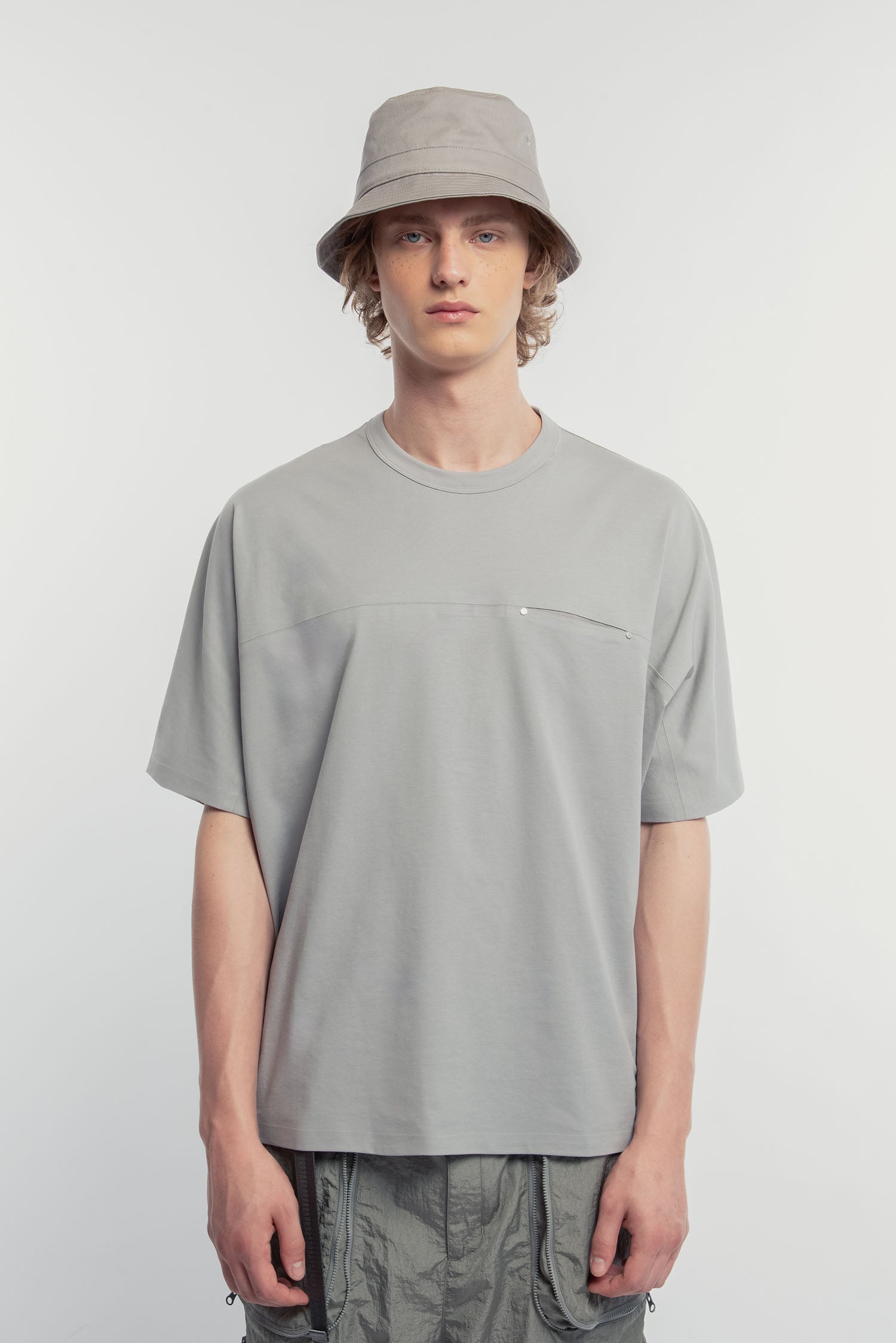 UNISEX TECHNICAL VENTILATION TEE