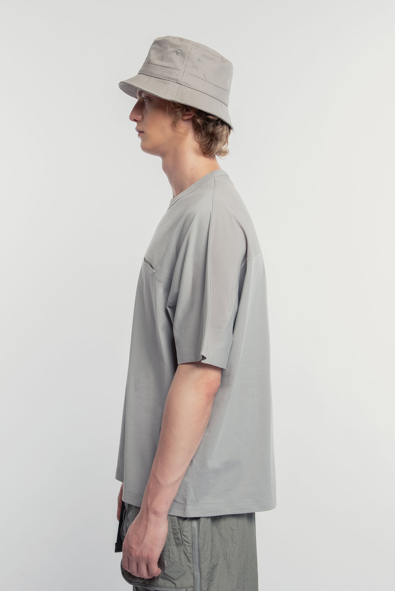 UNISEX TECHNICAL VENTILATION TEE