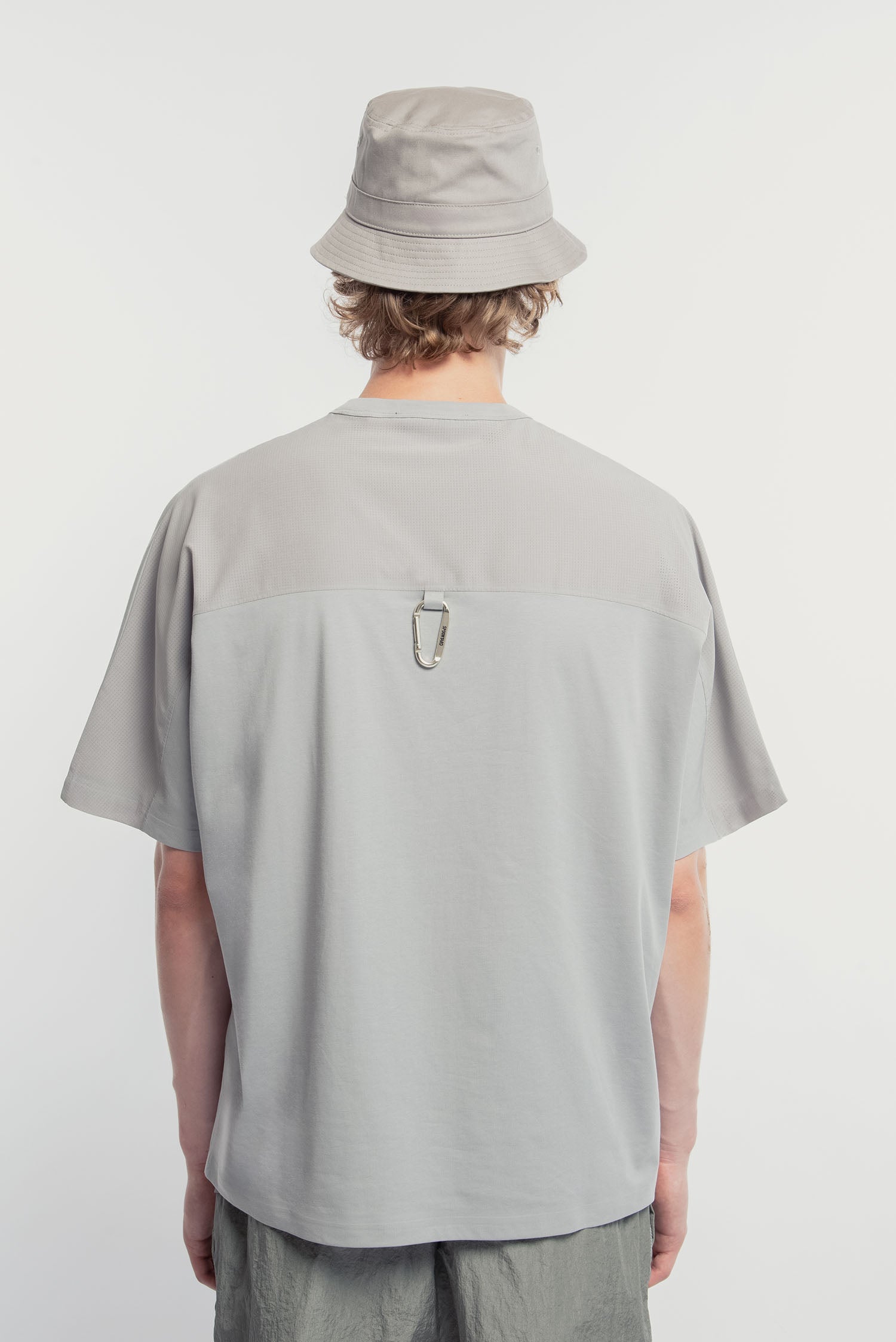 UNISEX TECHNICAL VENTILATION TEE