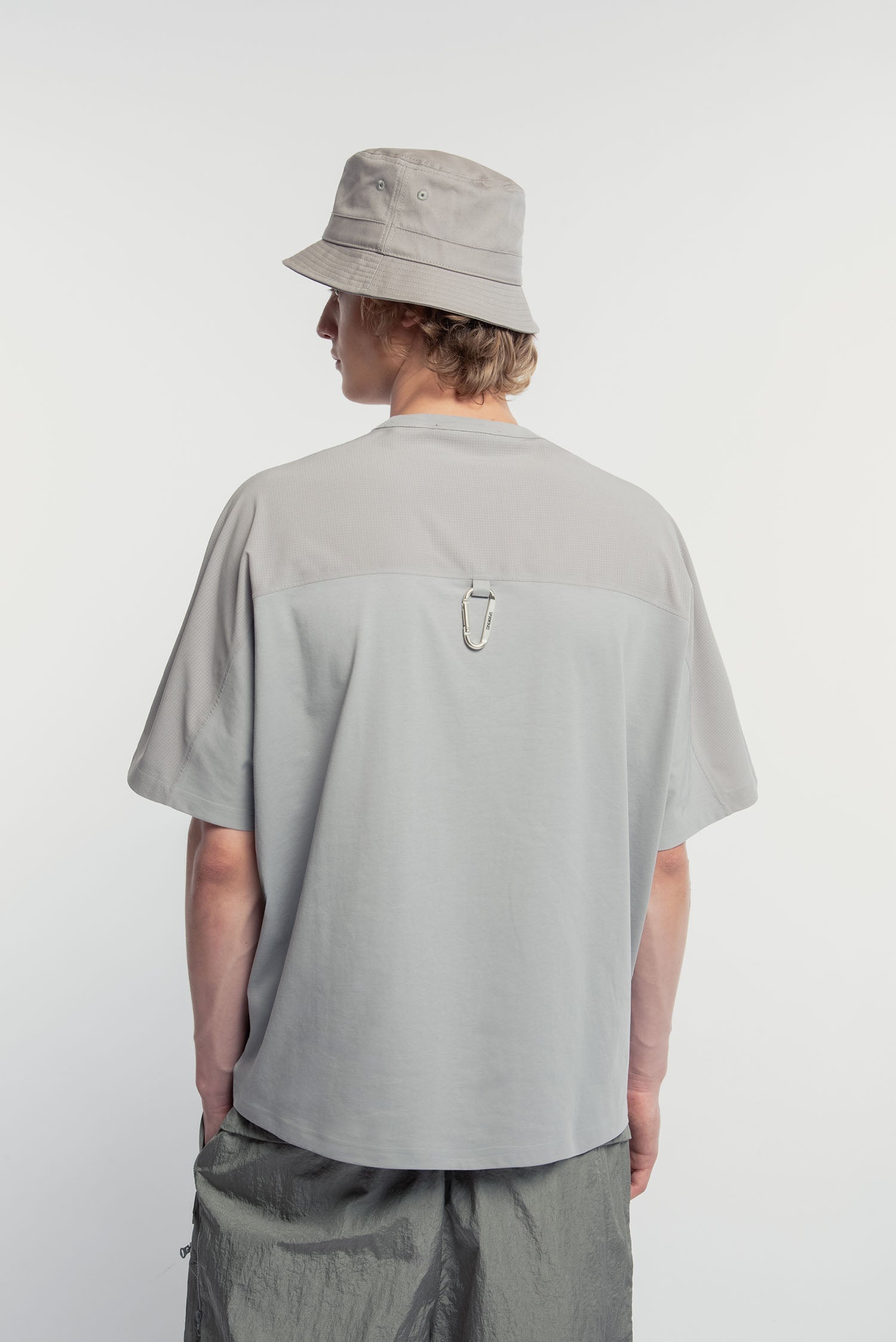 UNISEX TECHNICAL VENTILATION TEE